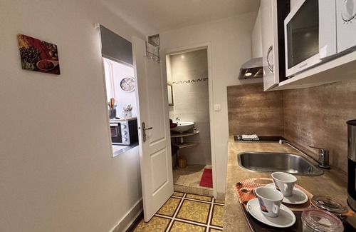 Chatel-Guyon Apartamento | Amplio estudio - Ubicación ideal - Residencia de lujo - Vista abierta
