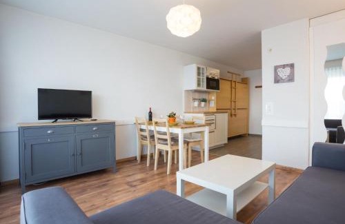 Vex Apartamento | Studio Greppon 107 by Interhome