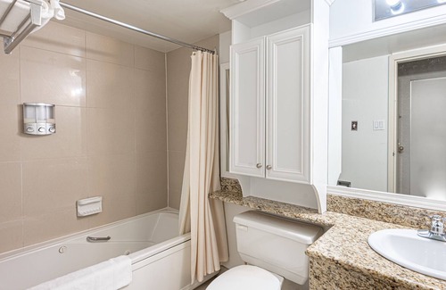 Saint-Sauveur Hotel | Studio hotel le Domaine Saint-Sauveur cuisine