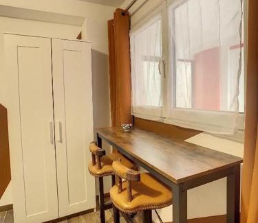 Saint-Acheul Apartamento | STUDIO HYPER CENTRE SAFARI TOUT ÉQUIPÉ WIFI NETFLIX 2PERS