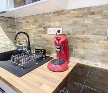 Saint-Acheul Apartamento | STUDIO HYPER CENTRE SAFARI TOUT ÉQUIPÉ WIFI NETFLIX 2PERS