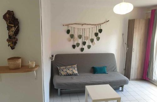 La Faviere Apartamento | Studio idéal séjour en amoureux rez de jardin proche plage