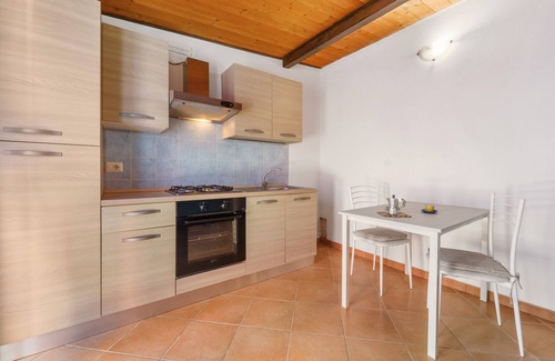 Teulada Apartamento | Estudio 'Il Mandarino' con vistas a la montaña, terraza privada y aire acondicionado