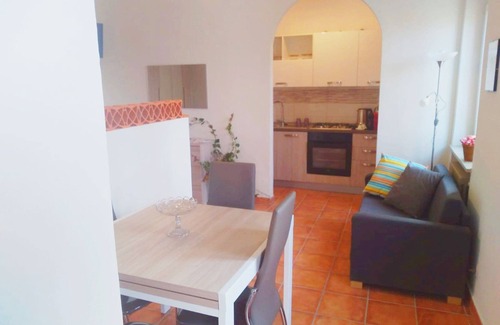 Moncucco Torinese Casa | Estudio en Astigiana con vino y vistas