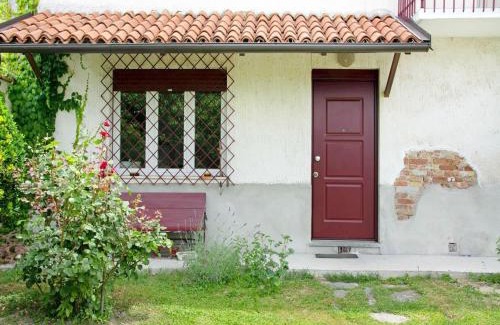 Moncucco Torinese Casa | Studio in Astigiana Hills with Wine & Views