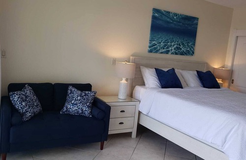 Grace Bay Condominio | Estudio en complejo frente a la playa, capacidad para 4