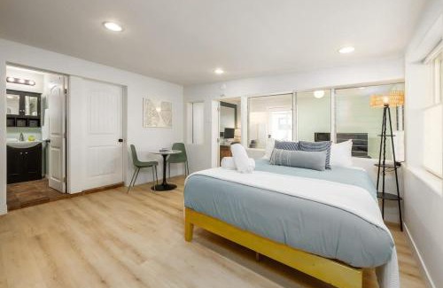 Carlsbad Village Casa | Studio In Carlsbad Village