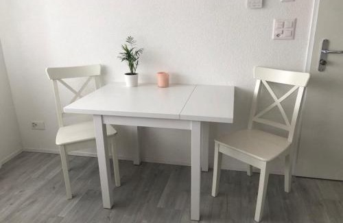 Raterschen Apartamento | Studio in neuem EFH (2023)