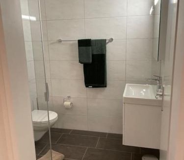 Raterschen Apartamento | Studio in neuem EFH (2023)