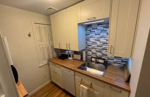 West Barnstable Apartamento | Studio in New Addition - Quintessential Cape Cod