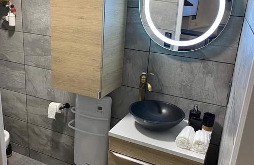 Dole Apartamento | Studio in the heart of downtown Dole