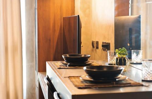 Laurel Apartamento | Studio in Twin Lakes Tagaytay