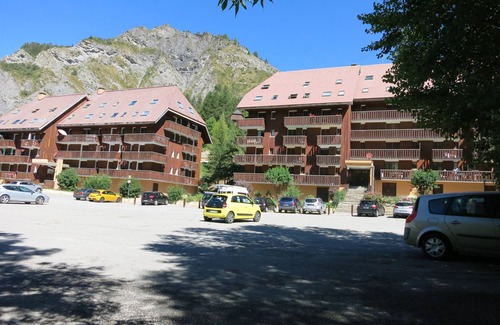 Allos Apartamento | Estudio en un edificio bien cuidado, con conserje en la montaña 1400m.