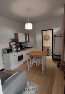 Laval Apartamento | Studio indépendant