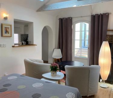 Cap-d'Antibes Casa | Studio indépendant, front de mer et plage à 200m