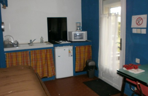 Fleury-les-Aubrais Apartamento | Estudio independiente equipado Casa en FLEURY LES AUBRAIS.
