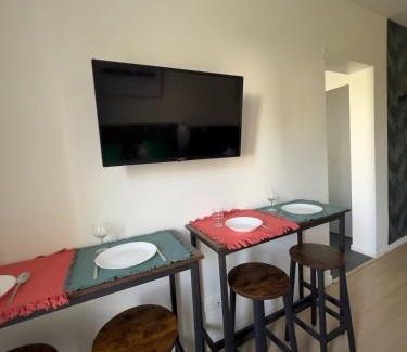Chatellerault Apartamento | Studio Jozy I confort et jardin en ville 4pers I Futuroscope