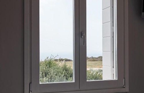 Kithira Casa | Studio Julie