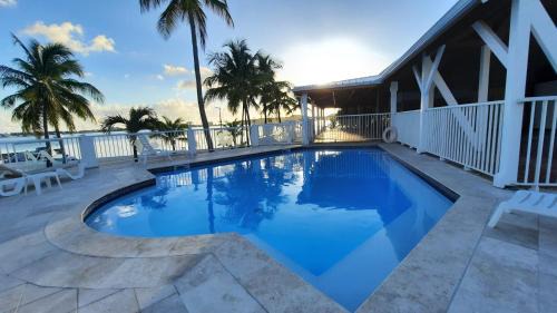 Nettle Bay Apartamento | Studio Kenep