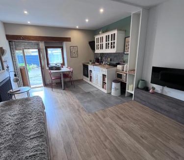 Divonne-les-Bains Apartamento | Studio l’Atelier des rêves
