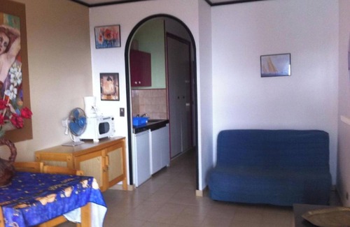Santa-Lucia-di-Moriani Apartamento | Studio les pieds dans, santa lucia