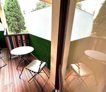 Prado - Republique Apartamento | Studio La Baronne