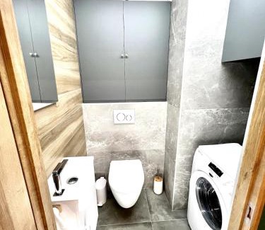 Prado - Republique Apartamento | Studio La Baronne