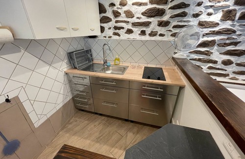 Laruns Apartamento | Studio "La Grange - Laruns" with Private Terrace and Wi-Fi
