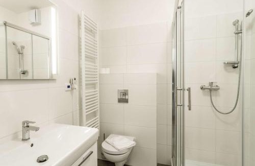 Lojzova Paseka Apartamento | Studio Lakeside Village 2 by Interhome