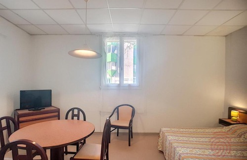 Lamalou-les-Bains Apartamento | Studio Lamalou-les-Bains, 1 pièce, 2 personnes - FR-1-451-78