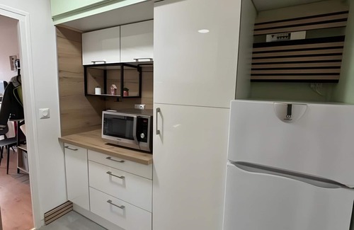 Saint-Etienne-en-Devoluy Apartamento | Estudio «Le 27» con vistas a la montaña, balcón y Wi-Fi