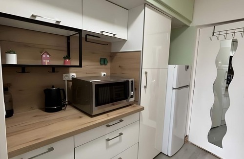 Saint-Etienne-en-Devoluy Apartamento | Estudio «Le 27» con vistas a la montaña, balcón y Wi-Fi