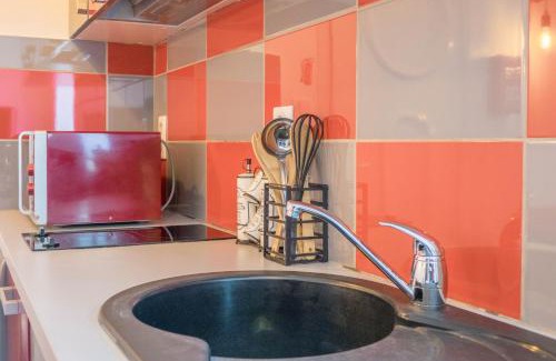 Saint-Denis-de-l'Hotel Apartamento | Studio Le Ligérien