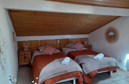 La Maurienne Apartamento | STUDIO LE MONT-CENIS, GARAGE pour motards et cyclistes, gare a 800m