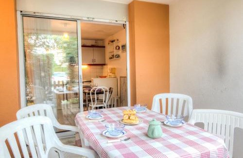 La Petite Motte Apartamento | Studio Les Cyprianes-6 by Interhome
