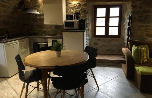 Mostuejouls Apartamento | Estudio 'Loft Cocoon' con vistas a la montaña, Wi-Fi y aire acondicionado