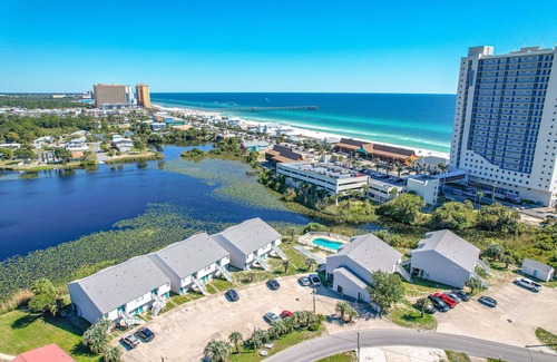 El Centro Beach Condominio | Studio - Lullwater 299 bottom floor No Elevator!