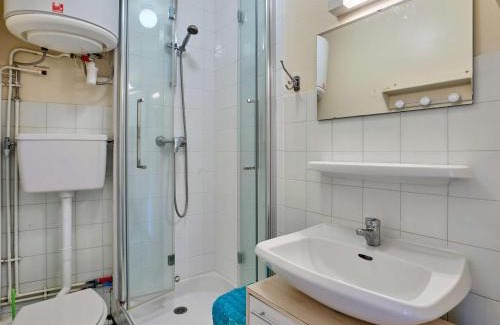 Barbotan-les-Thermes Apartamento | Studio lumineux avec balcon exposé sud pour 2 personnes - FR-1-841-46