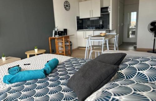 La Cote Radieuse Apartamento | Studio lumineux, accès direct plage et piscine