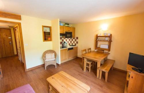 La Salle-les-Alpes Apartamento | Studio lumineux 4 pers., balcon sud, pieds des pistes - Serre Chevalier - FR-1-330F-120