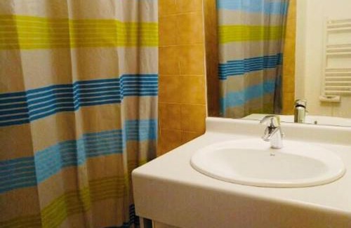 Montalbert Apartamento | Studio lumineux · Ski aux pieds · Balcon privé - FR-1-181-2454