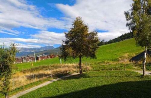 Montalbert Apartamento | Studio lumineux · Ski aux pieds · Balcon privé - FR-1-181-2454