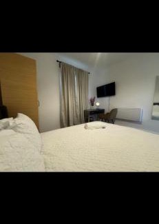 Ladywell Casa | Studio Luxe on Chudleigh A