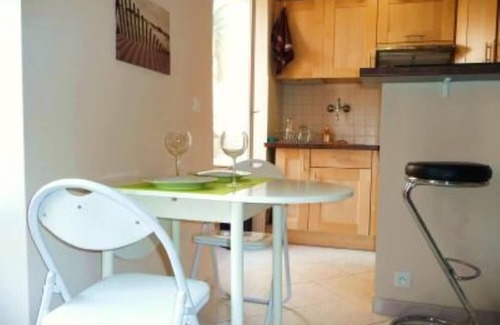 Carabacel Apartamento | STUDIO LUXE PLEIN CENTER, 5MIN A PIED DES PLAGES' RUE DU LYCEE