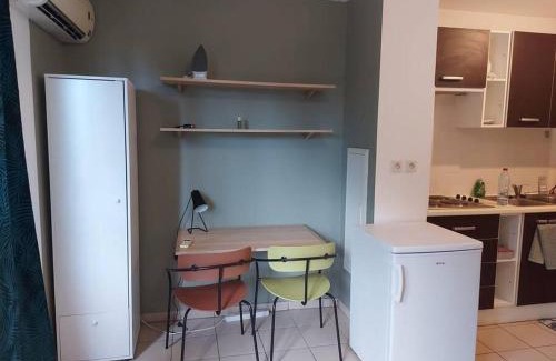Saint-Denis Apartamento | Studio Macadamia