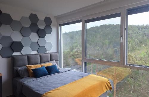Divcibare Apartamento | Studio Merdzan