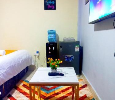 Meru Cama Y Desayuno | Studio Meru Zuri Haven Homes