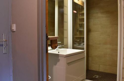 Meribel Centre Apartamento | Studio mezzanine 5 pers avec balcon sud, cœur Méribel, proche pistes et commerces - FR-1-180-304
