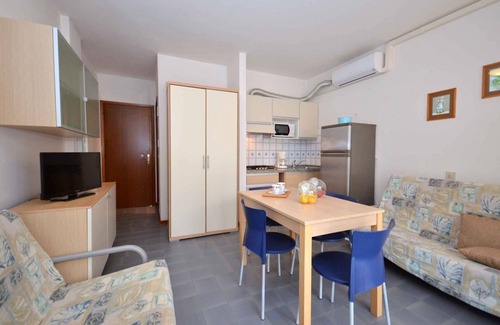 Bibione Lido dei Pini Apartamento | Apartamento vacacional con aire acondicionado