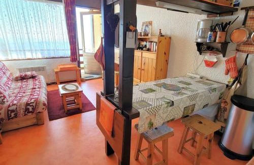 Saint-Michel-de-Chaillol Apartamento | Studio Montagne 5 pers. - Terrasse Sud - Proche Commerces et Activités - FR-1-393-5